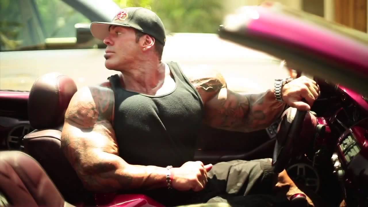 Why Are YouTube Celebs Winning Popularity Over IFBB Pros?