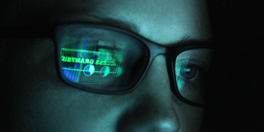 Do Blue Light Blocking Glasses Work or Do These Brands Only See Green?